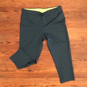 Marika Sport Capri Leggings